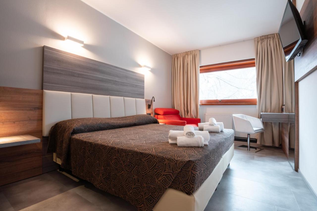 Hotel Ciclamino Пьетрамурата Экстерьер фото